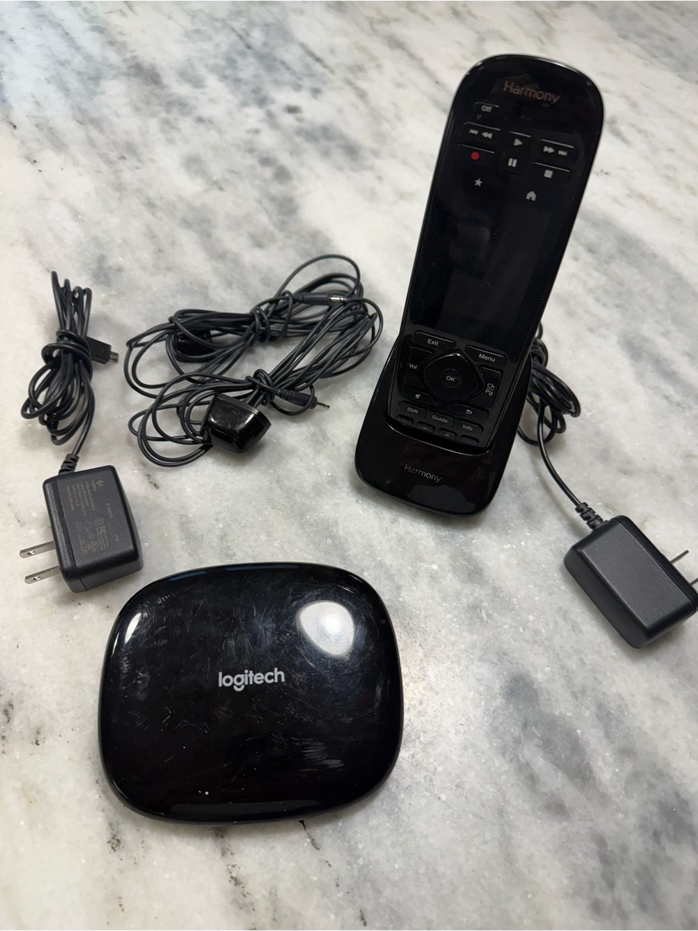 Logitech Harmony Ultimate Universal Remote Control - Picture 2 of 4